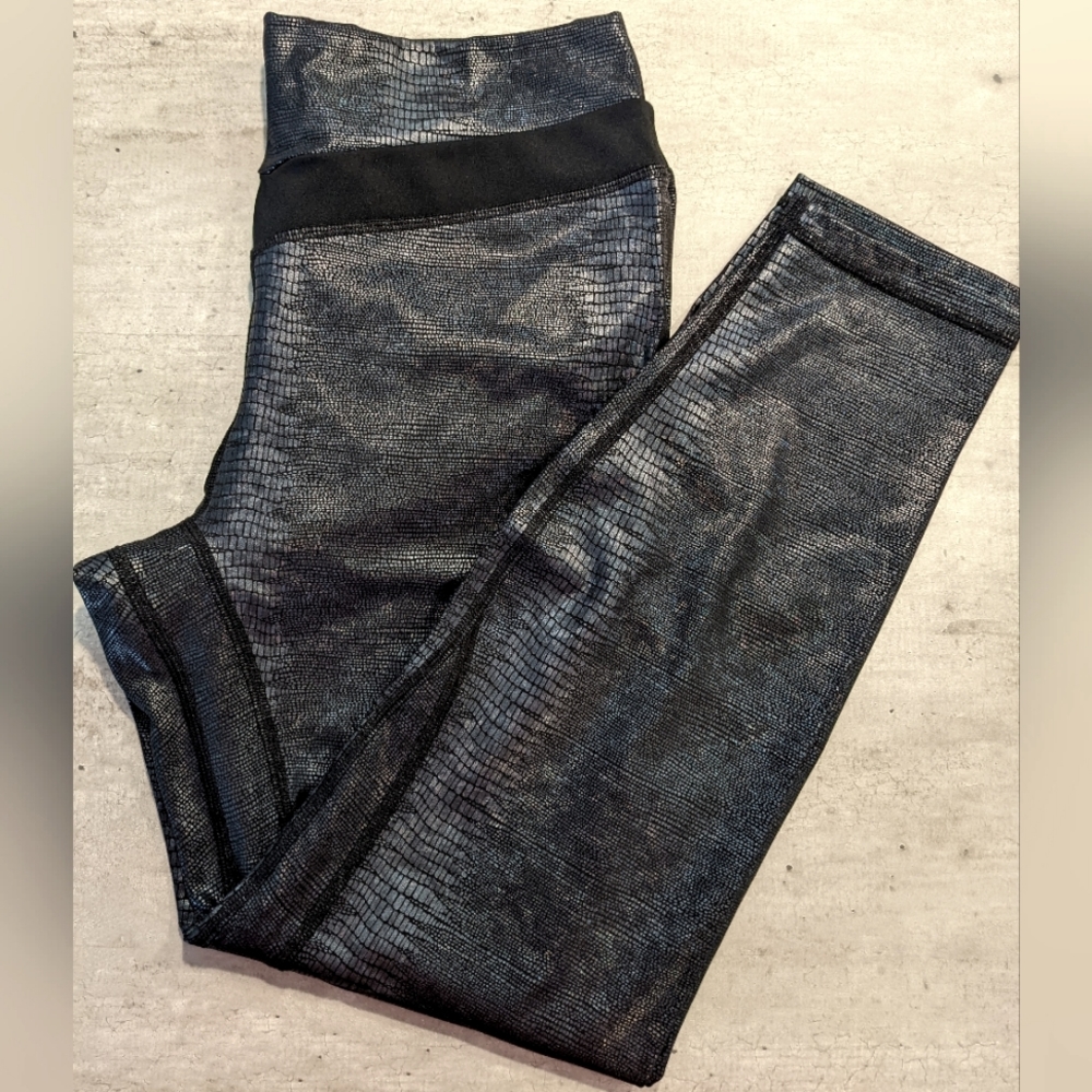 Zyia Leggings - Size 14-16